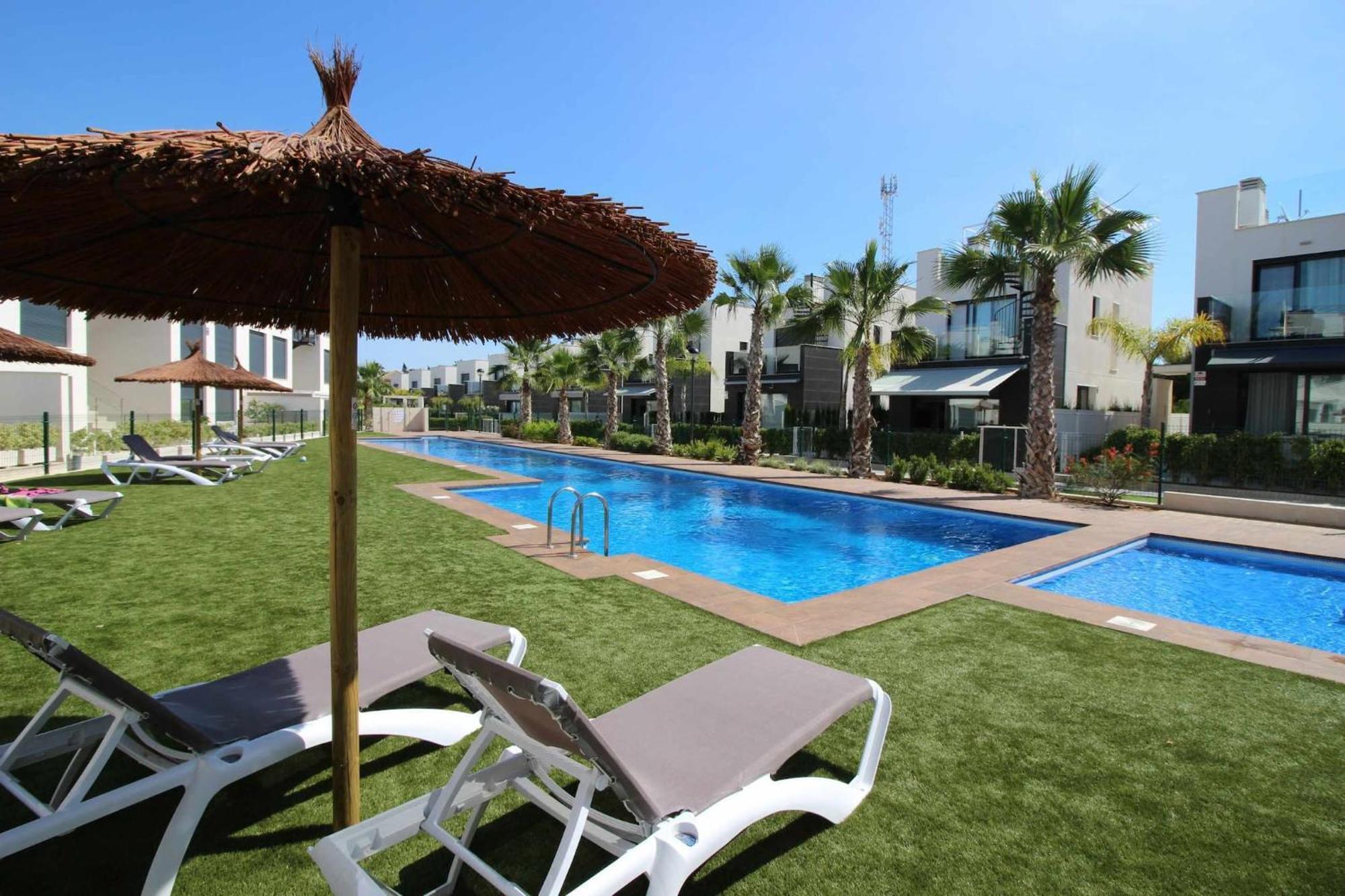 Villa Tindra Torrevieja Extérieur photo